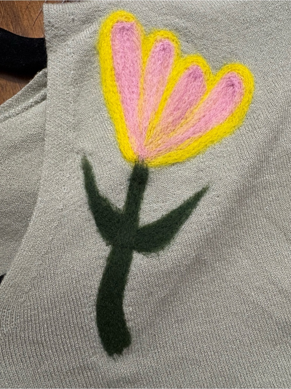 NWT- Aaeda Light Beige/Green Floral Embroidered Sweater Top - Picture 3 of 7
